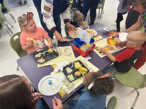 Kindergarten classroom Thanksgiving dinner and craft with parents and students at Lockley 